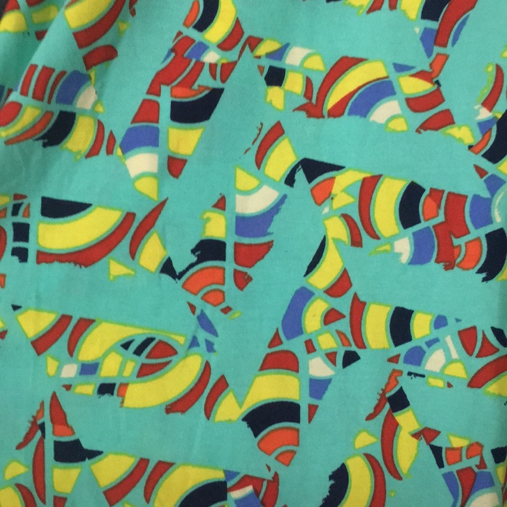 LULAROE MEDIUM RANDY - Picture 3 of 4
